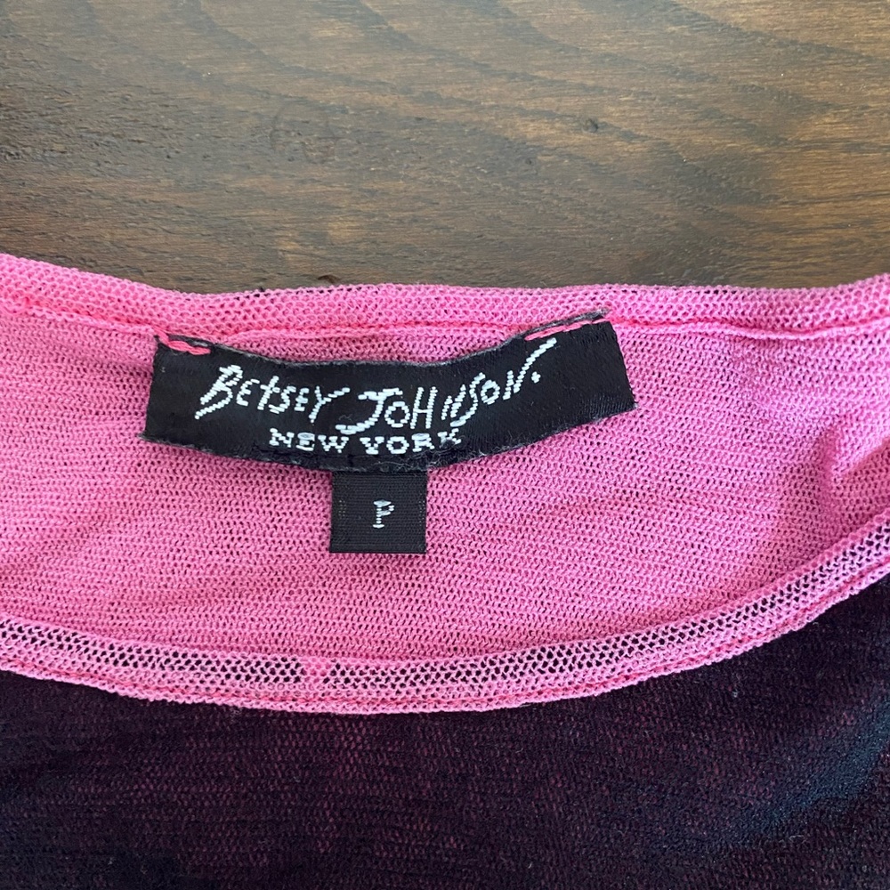 Betsy’s Johnson Crop Tee